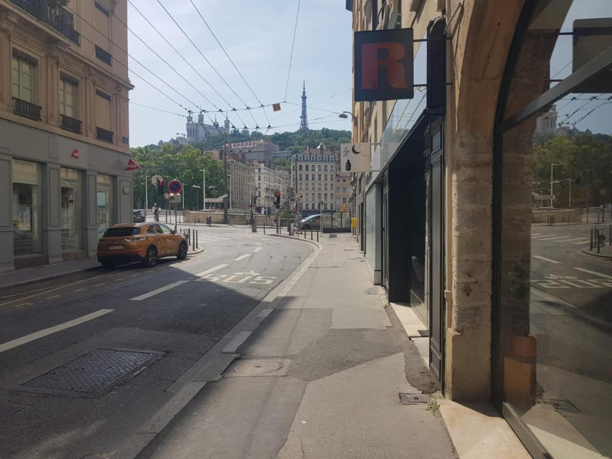 bnbgônes - LE SAINT VINCENT- HYPERCENTRE WIFI NETFLIX Lyon Ngoại thất bức ảnh